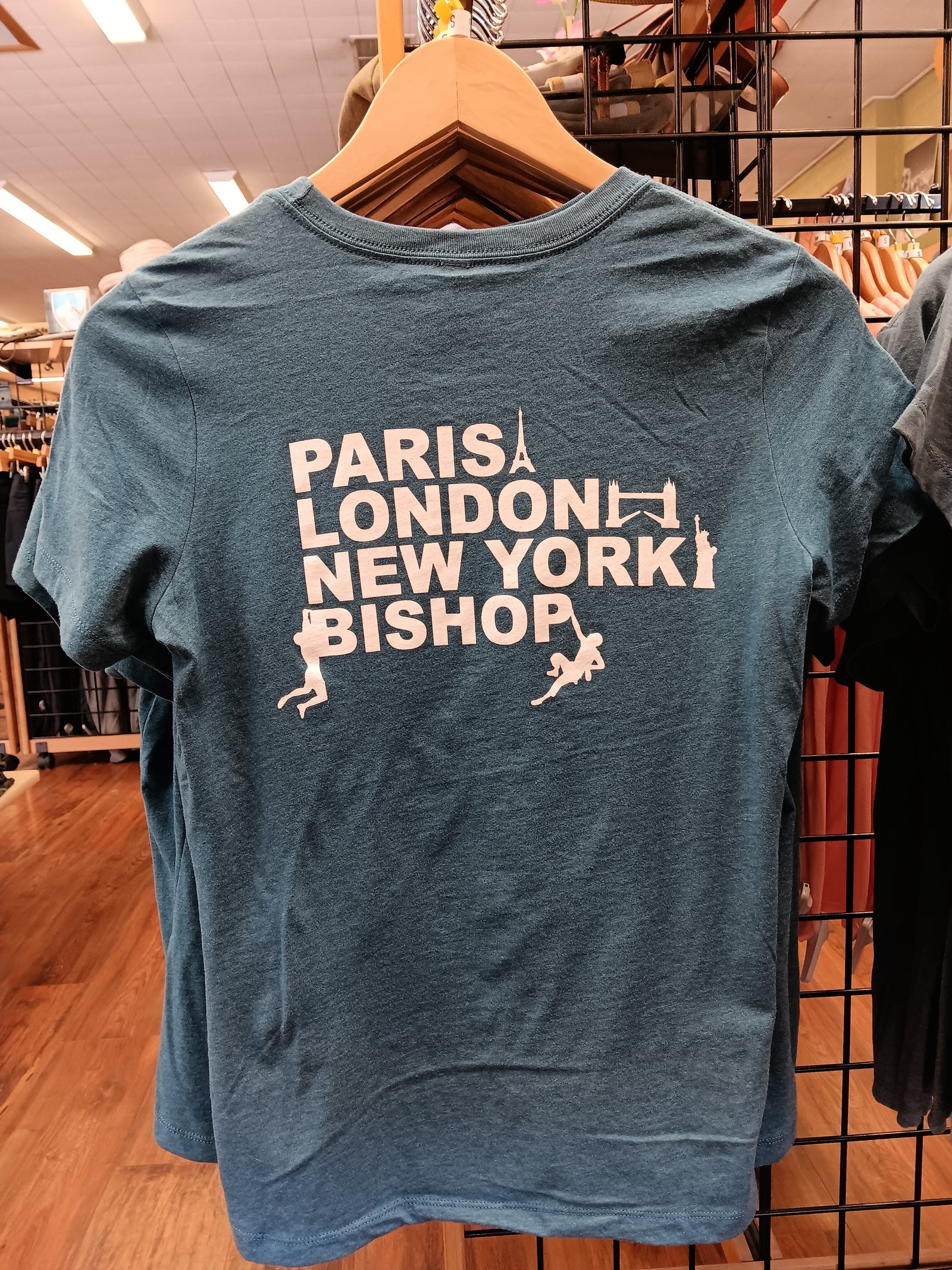 T-Shirt Paris, London, New York, Bishop Women's back