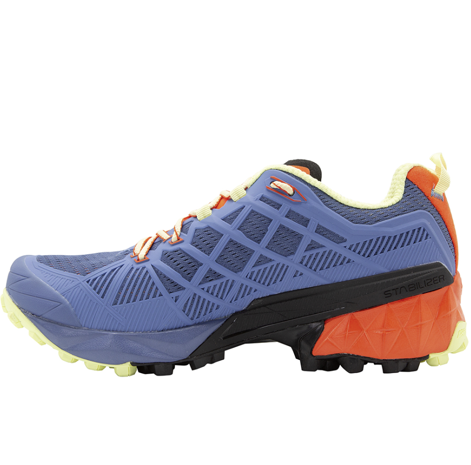 la sportiva womens akyra 2 in color moon paprika, side view