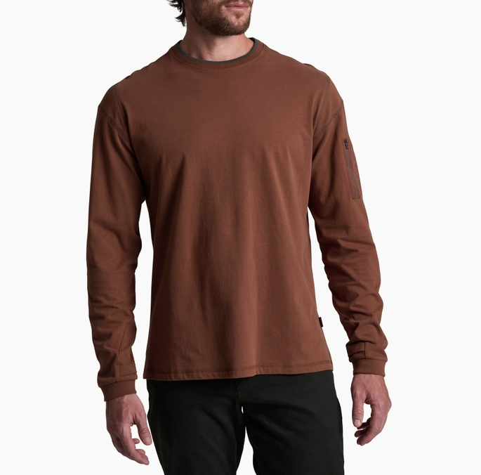 kuhl kommando crew in red brick