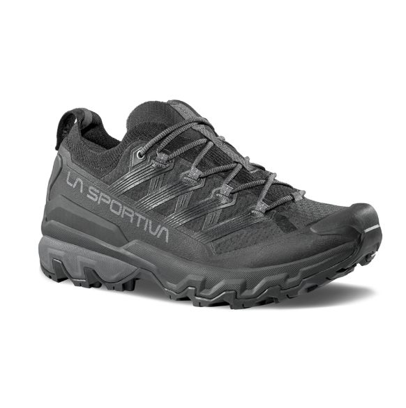la sportiva ultra raptor 3 in black 3/4 view