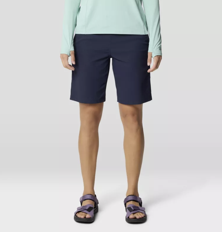 mountain hardwear womens dynama bermuda in abyss front view on a model