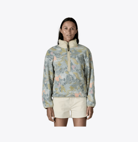 patagonia womens marsupial fleece in virtually blue front view on a model