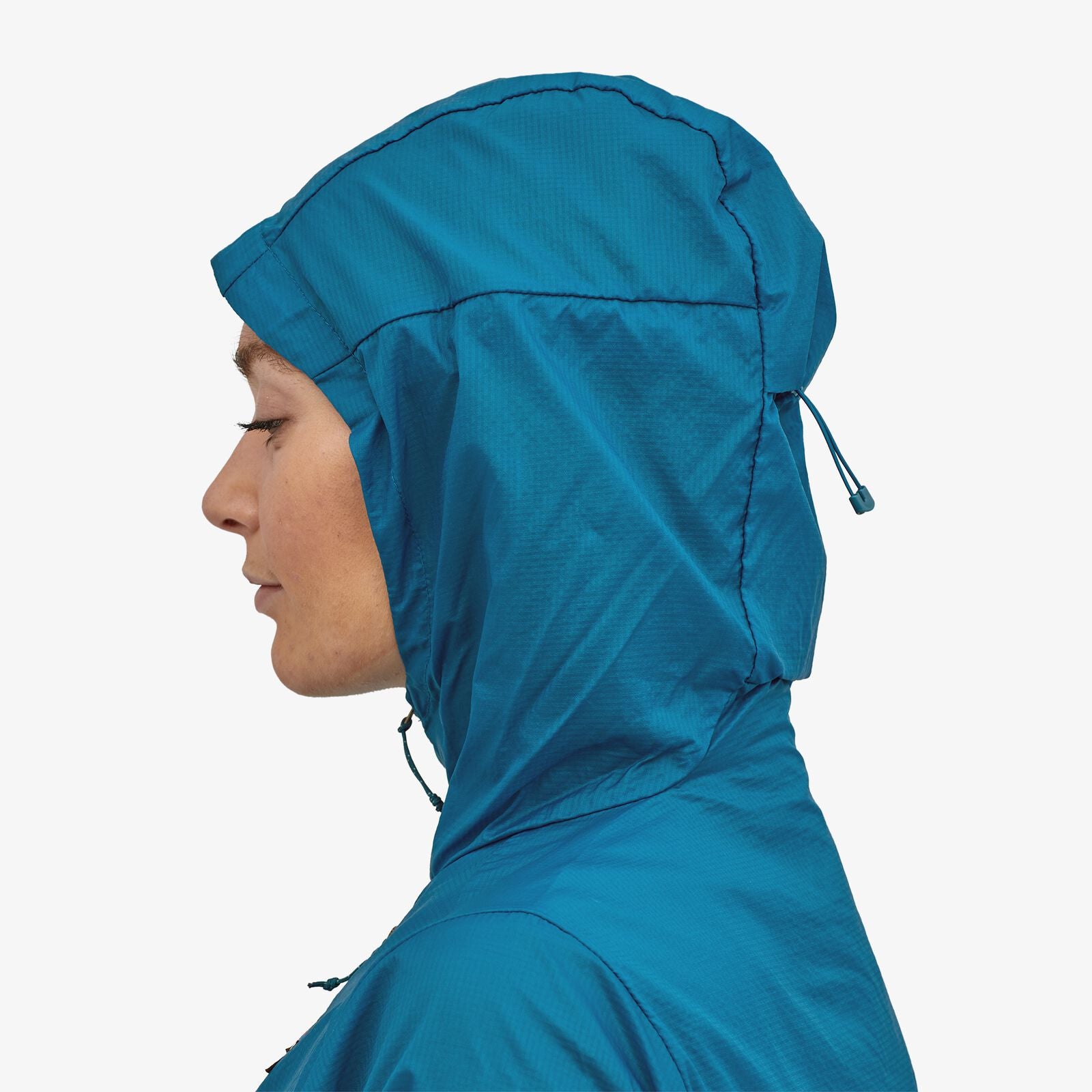 hood detail