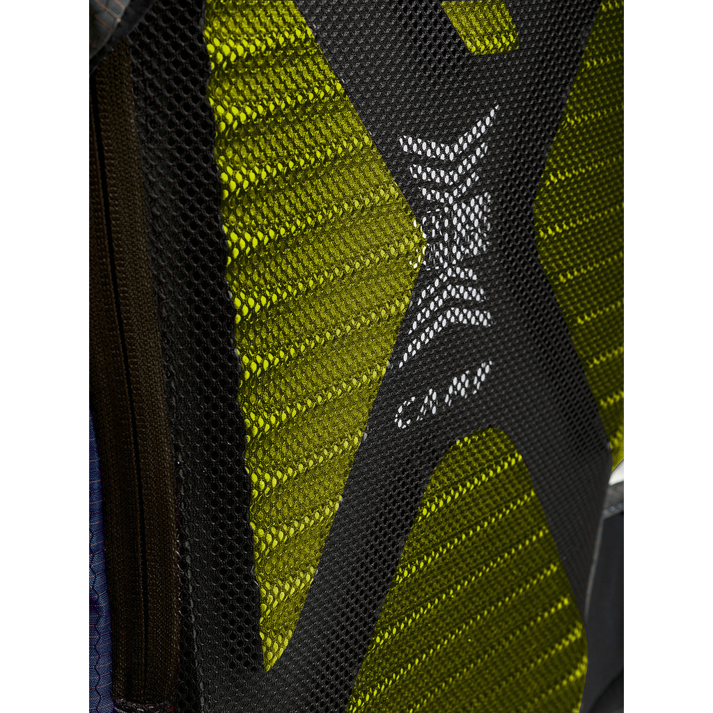 detail view of the mesh back pad on the m45 backpack