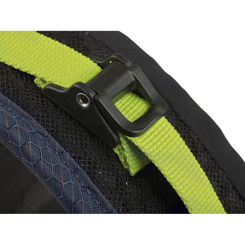 a detail of the shoulder strap system