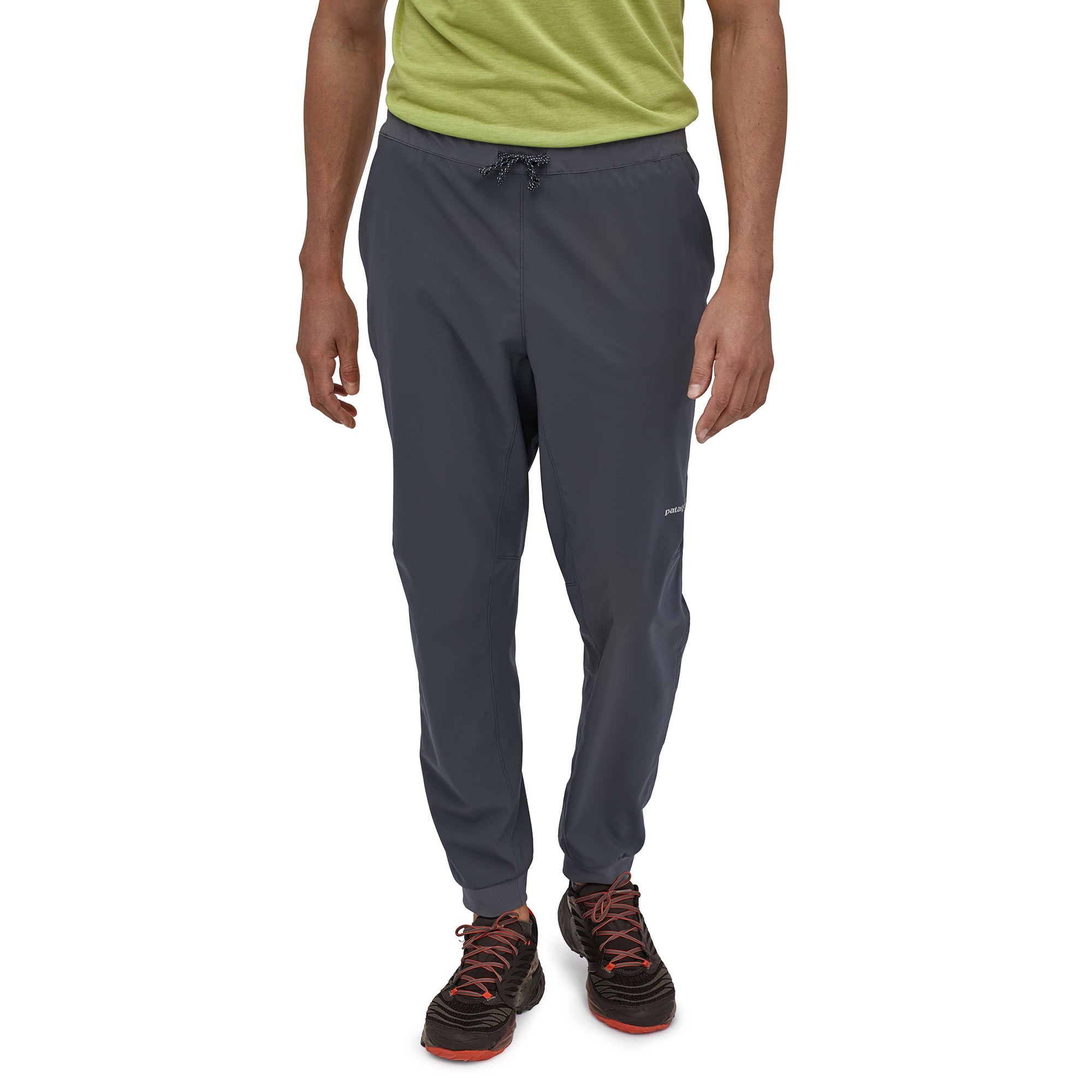 a model shows the front of the men's terrebone jogger pant