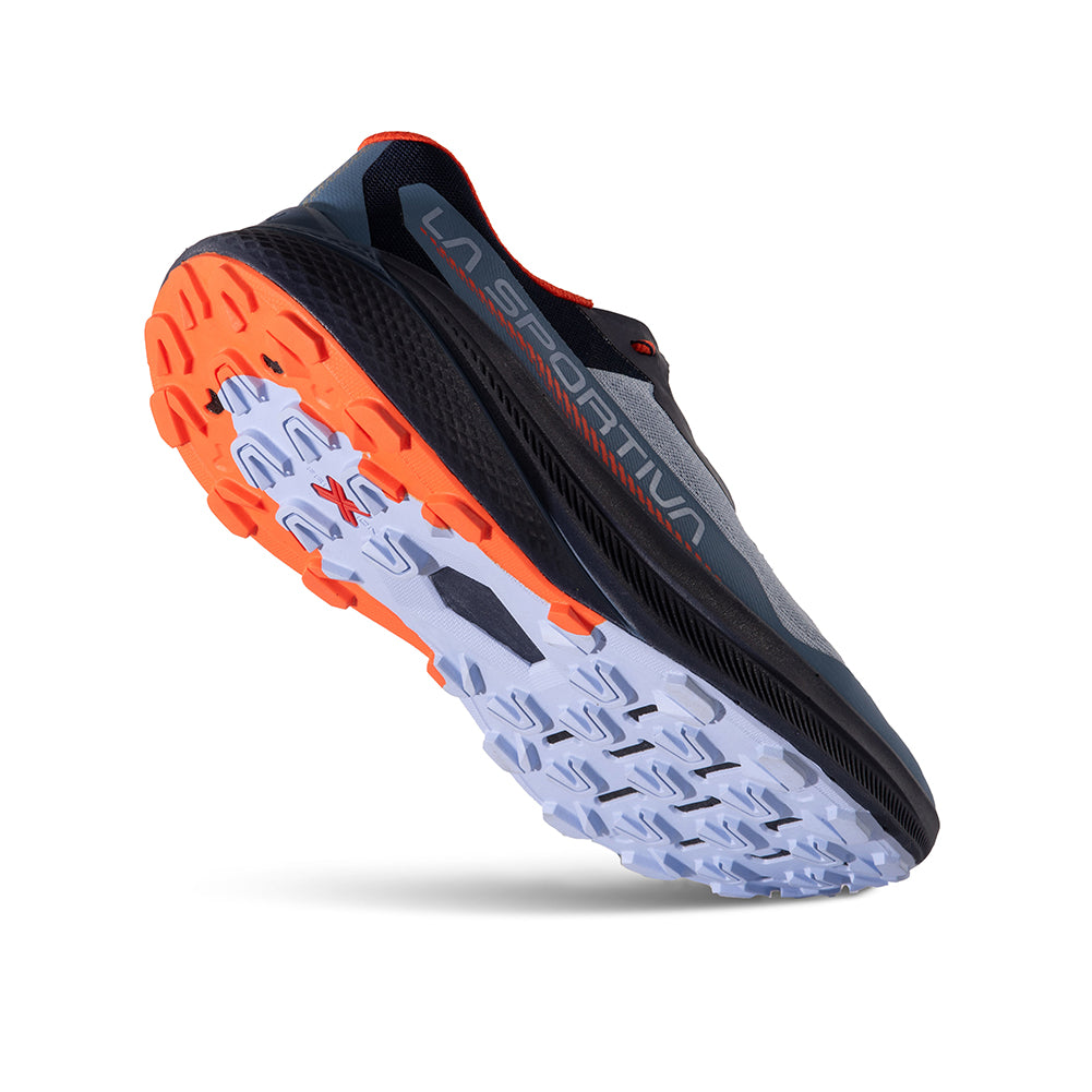 studio view showing the sole with the shoe on tip to