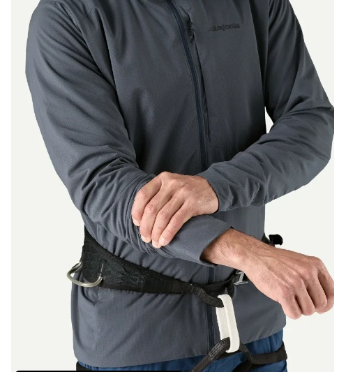 MAN WEARING ULTRALIGHT HOODY WITH HARNESS