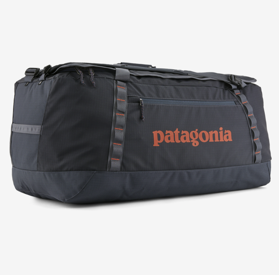 the patagonia black hole duffel in color smolder blue, three quarters view