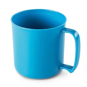 cascadian plastic mug in color blue