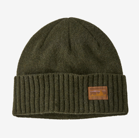 patagonia brodeo beanie in pine needle green