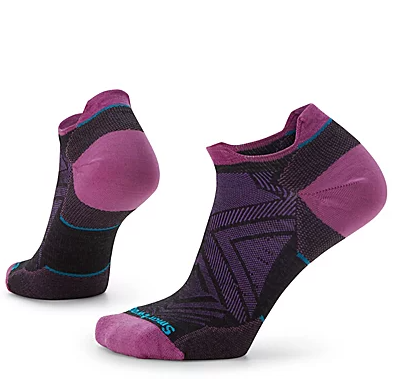 smartwool womens run low ankle sock in charcoal