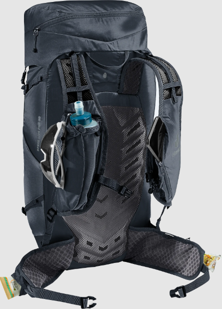 deuter speed lite 30 in black back view