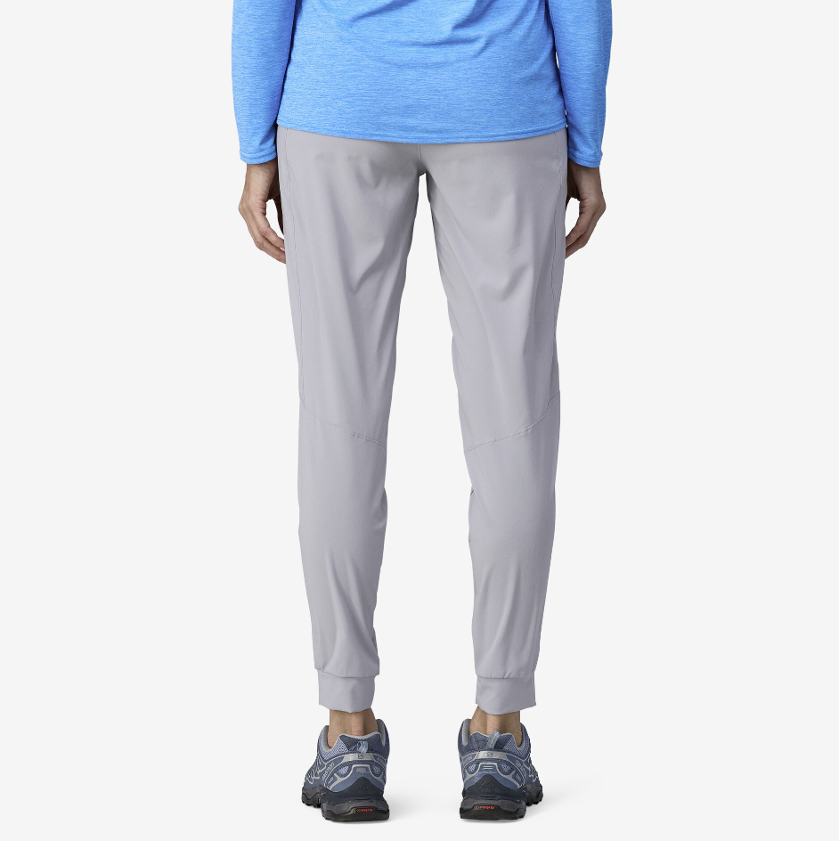 the patagonia womens terrebonne jogger in the color herring gray, back view on a model