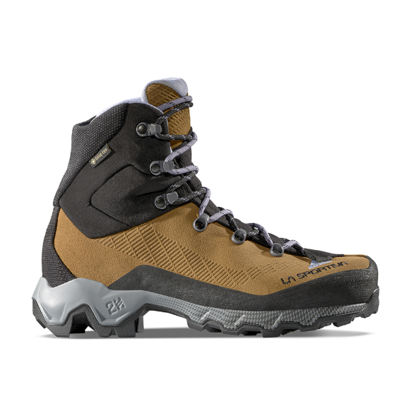 la sportiva aequilibrium trek boot womens in color coffee side view

