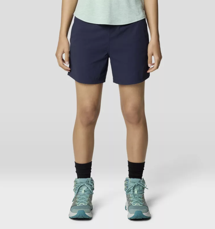 mountainhardwear womens dynama shorts in abyss front view on a model
