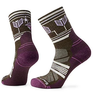 smartwool womens hike castle peak pattern mid crew socks in color military olive