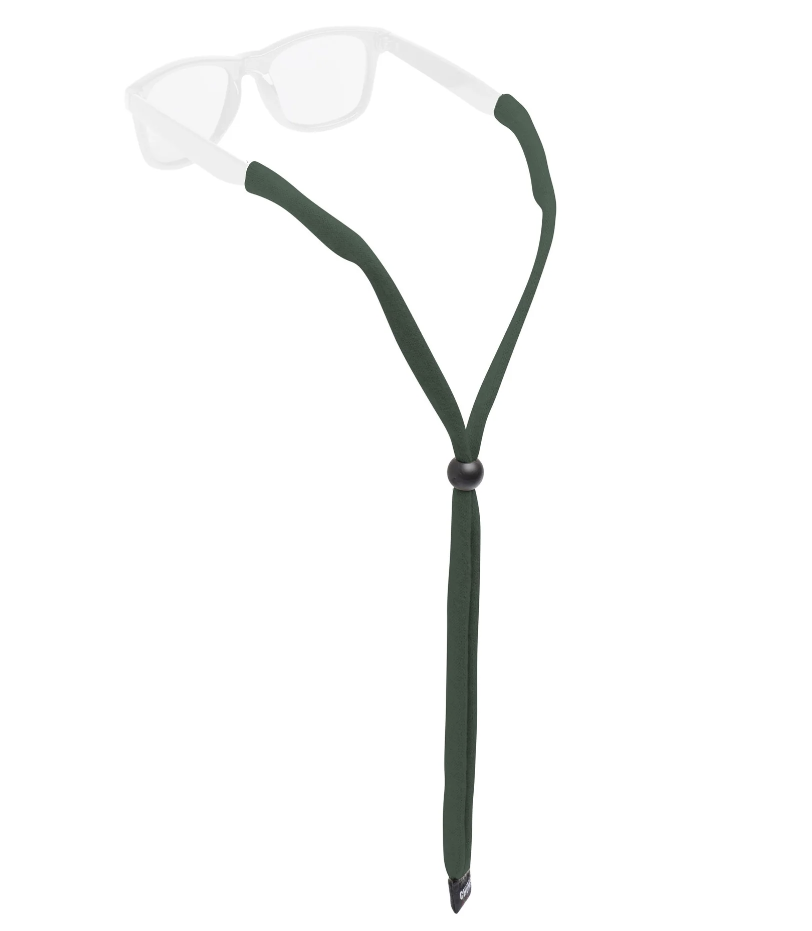 chums standard in the color dark forest green