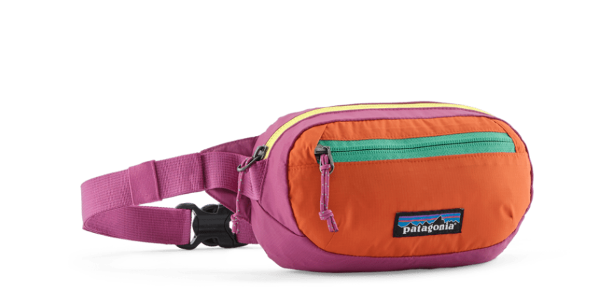 patagonia terravia hip pack 1l in faded magenta