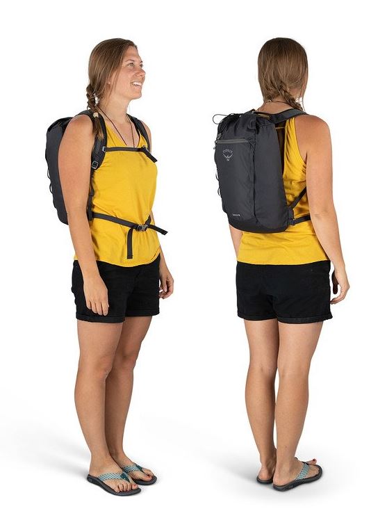 osprey daylite cinch in black, front and back view on a model